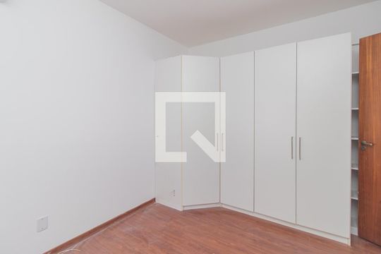 Quarto 1 de apartamento à venda com 2 quartos, 67m² em Cidade Baixa, Porto Alegre