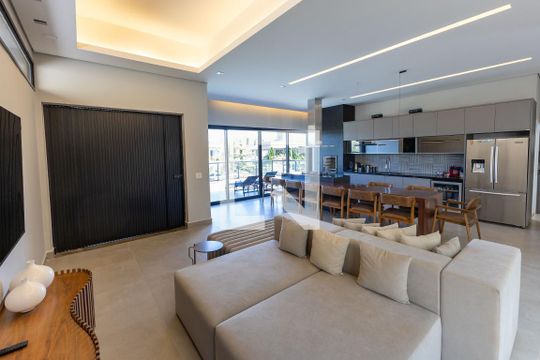 Sala de TV 1 de casa de condomínio para alugar com 4 quartos, 526m² em Alphaville - Lagoa dos Ingleses, Nova Lima