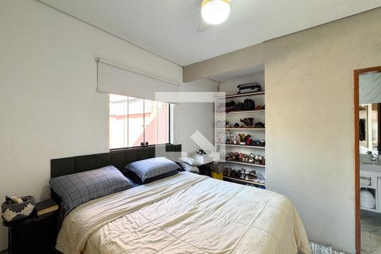 Suíte 1 de casa à venda com 2 quartos, 278m² em Vila Santa Terezinha, São Bernardo do Campo