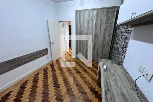 Quarto de apartamento para alugar com 4 quartos, 154m² em Moinhos de Vento, Porto Alegre
