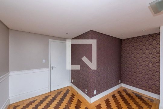 Sala de apartamento para alugar com 4 quartos, 154m² em Moinhos de Vento, Porto Alegre