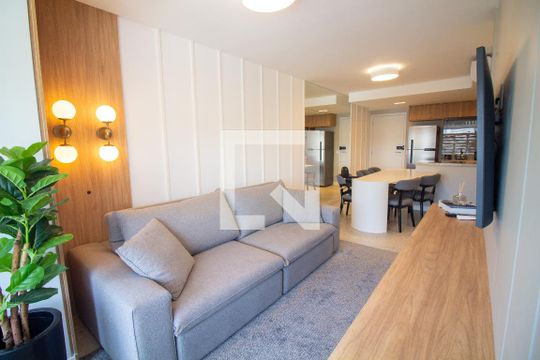 Apartamento à venda com 2 quartos, 64m² em Vila Cordeiro, São Paulo