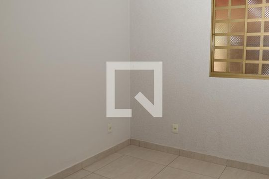Quarto 1 de casa para alugar com 3 quartos, 300m² em Residencial Mansoes Paraiso, Goiânia
