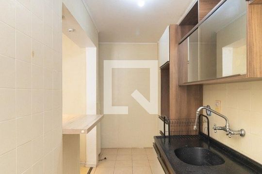 Cozinha de apartamento para alugar com 2 quartos, 127m² em Medianeira, Porto Alegre
