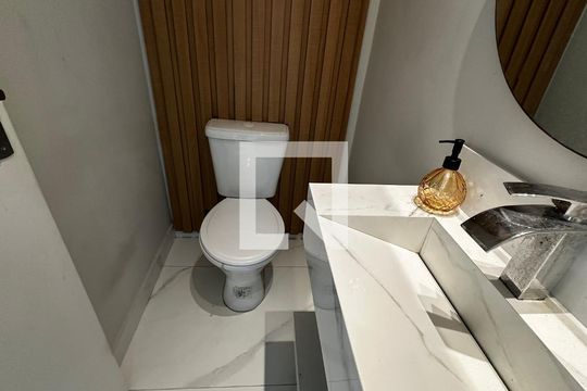 Lavabo de casa para alugar com 2 quartos, 100m² em Recreio dos Bandeirantes, Rio de Janeiro