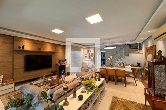 Sala de casa de condomínio à venda com 4 quartos, 340m² em Recreio dos Bandeirantes, Rio de Janeiro