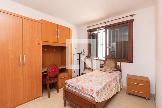 Quarto 2 de casa para alugar com 5 quartos, 400m² em Santana, Porto Alegre