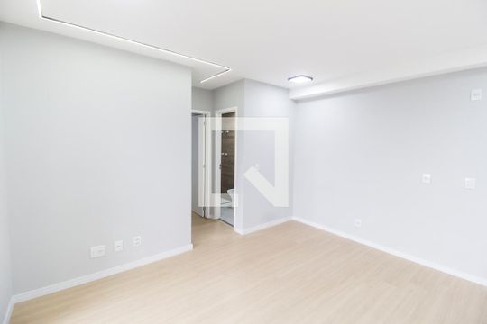 Sala de apartamento para alugar com 2 quartos, 59m² em Votupoca, Barueri