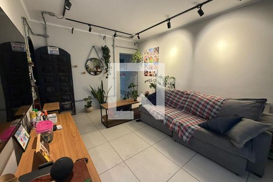 Sala de casa à venda com 6 quartos, 255m² em Vila Sacadura Cabral, Santo André
