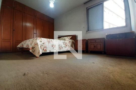 Quarto de apartamento à venda com 4 quartos, 98m² em Vila Pirajussara, São Paulo