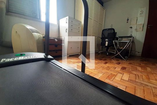 Quarto de apartamento à venda com 4 quartos, 98m² em Vila Pirajussara, São Paulo
