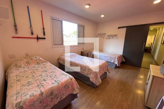 Suíte 1 de casa à venda com 4 quartos, 277m² em Nova Aldeinha, Barueri