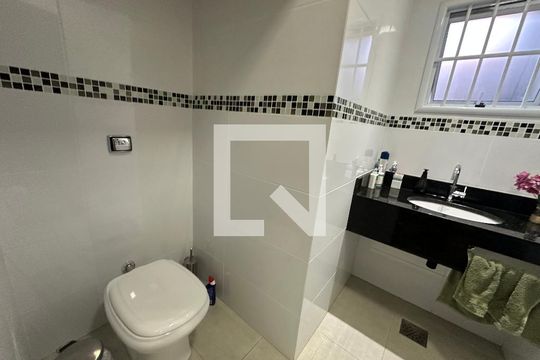 Lavabo de casa à venda com 4 quartos, 277m² em Nova Aldeinha, Barueri