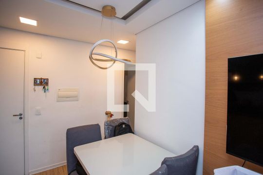 Sala de apartamento à venda com 2 quartos, 37m² em Jardim Miriam, São Paulo