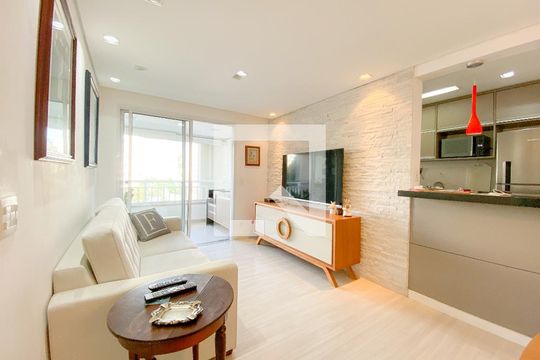 Sala de apartamento à venda com 3 quartos, 84m² em Vila Ipojuca, São Paulo