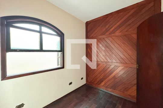 Quarto 1 de casa para alugar com 4 quartos, 245m² em Jardim Independencia, São Bernardo do Campo