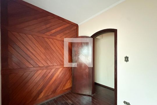 Quarto 1 de casa para alugar com 4 quartos, 245m² em Jardim Independencia, São Bernardo do Campo