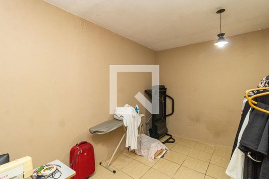 Quarto 2 de casa à venda com 3 quartos, 256m² em Parada Inglesa, São Paulo