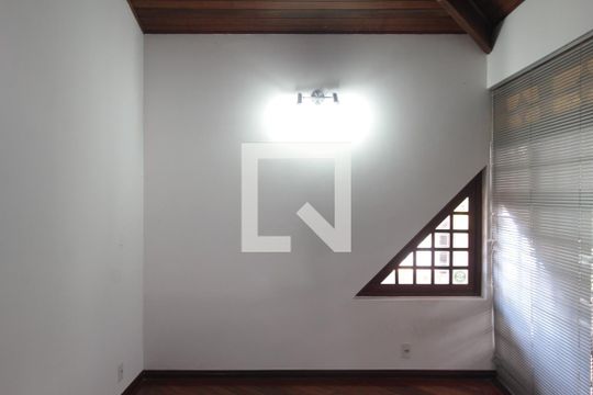 Sala 1 de casa à venda com 5 quartos, 497m² em Ouro Preto, Belo Horizonte