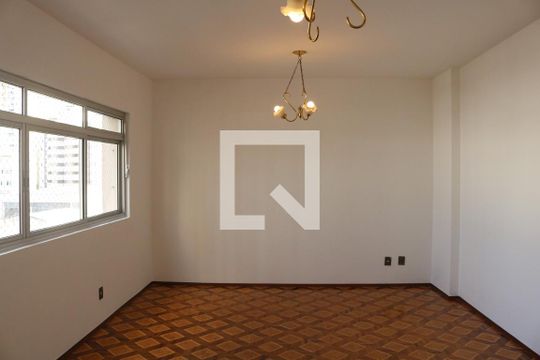 Sala de apartamento à venda com 3 quartos, 102m² em Água Branca, São Paulo