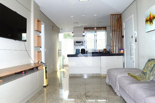 Sala de apartamento à venda com 3 quartos, 150m² em Santa Ines, Belo Horizonte