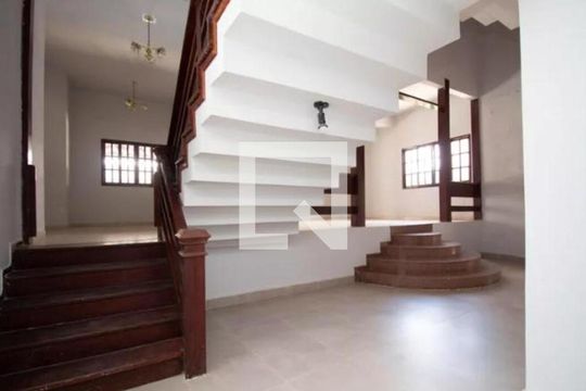 Sala de casa de condomínio para alugar com 5 quartos, 450m² em Jardim Botânico, Brasília