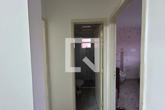 Corredor de apartamento à venda com 2 quartos, 54m² em Vila Francisco Matarazzo, Santo André