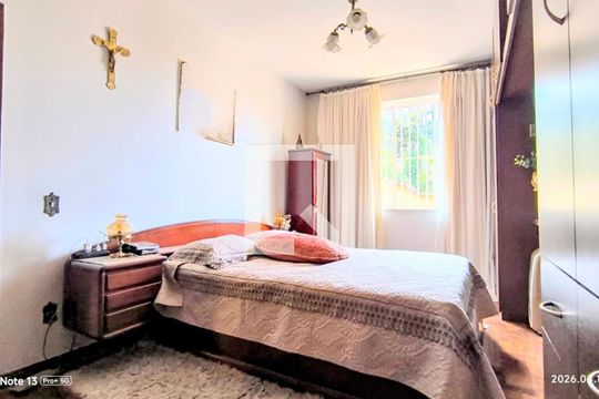 Casa à venda com 6 quartos, 400m² em Renascença, Belo Horizonte