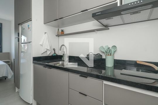 Sala / Quarto / Cozinha de kitnet/studio à venda com 0 quarto, 27m² em Boa Vista, Porto Alegre