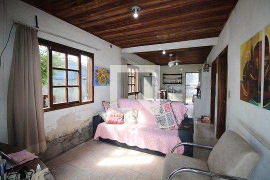 Sala de casa para alugar com 2 quartos, 90m² em Costa E Silva, Porto Alegre
