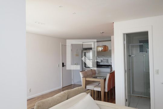 Sala de apartamento para alugar com 2 quartos, 66m² em Vila Guilherme, São Paulo
