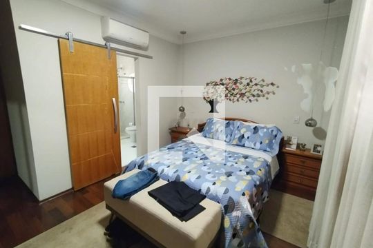 Casa à venda com 4 quartos, 287m² em Vila Industrial (Campinas), Campinas
