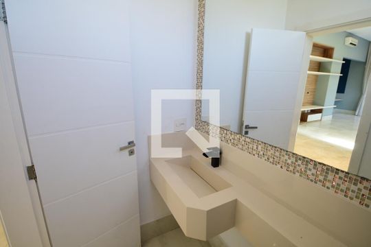 Lavabo de casa de condomínio para alugar com 3 quartos, 310m² em Residencial Parque dos Alecrins, Campinas