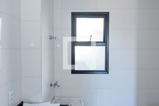 Sala, cozinha e área de serviço de apartamento à venda com 1 quarto, 45m² em Vila Santa Edwiges, São Paulo
