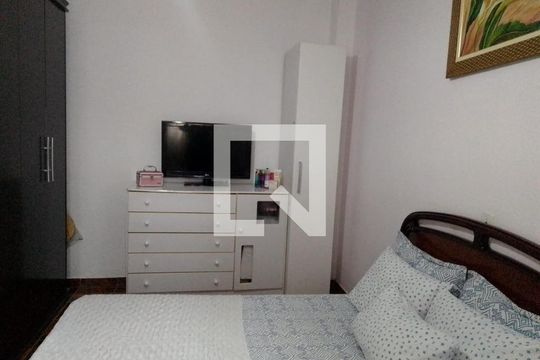 Quarto de casa à venda com 3 quartos, 132m² em Vila rica, São Paulo