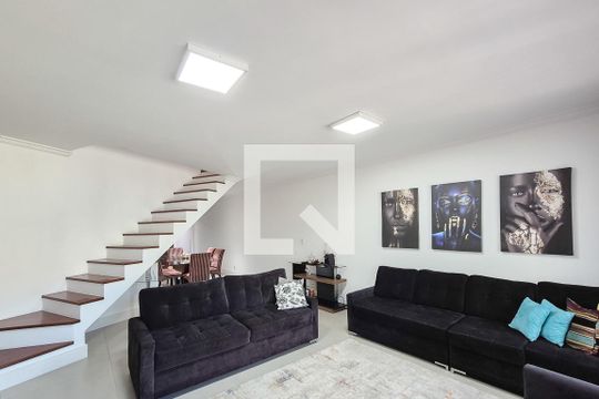 Sala de casa à venda com 4 quartos, 250m² em Nova Petrópolis, São Bernardo do Campo