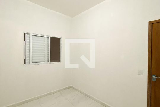 Quarto 1 de casa para alugar com 2 quartos, 70m² em Vila Marieta, São Paulo