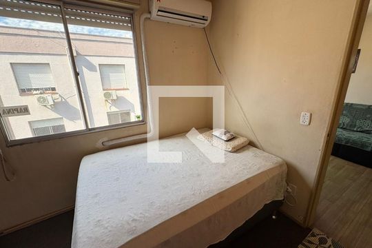 Quarto de apartamento para alugar com 1 quarto, 36m² em Morro Santana, Porto Alegre