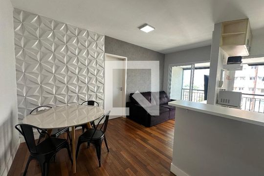 Sala de apartamento à venda com 1 quarto, 50m² em Melville Empresarial Ii, Barueri