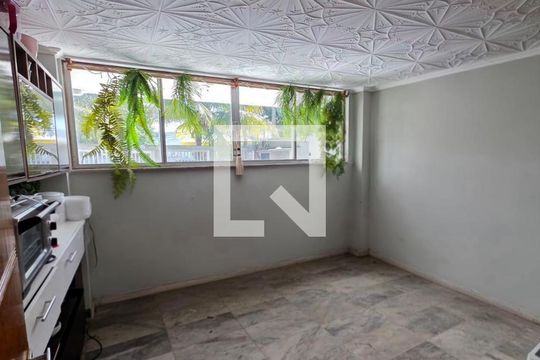 Sala de casa de condomínio à venda com 5 quartos, 507m² em Jacarepaguá, Rio de Janeiro