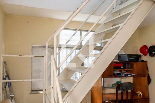 Sala - Acesso ao 2º andar/Terraço de apartamento à venda com 3 quartos, 95m² em Olaria, Rio de Janeiro