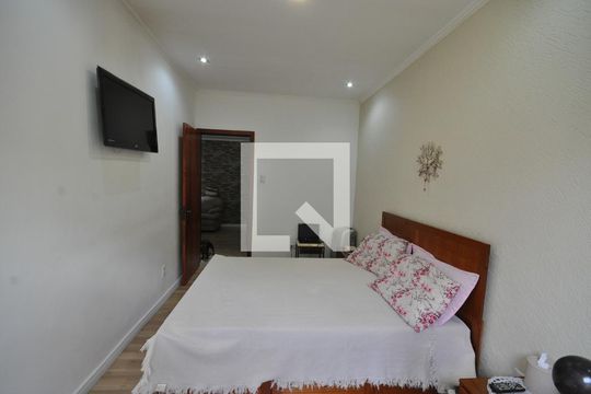 Quarto Suíte de casa à venda com 4 quartos, 255m² em Vila Leonor, São Paulo