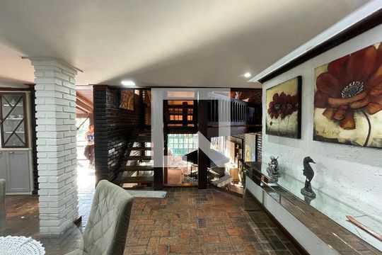 Casa à venda com 3 quartos, 155m² em Guarani, Novo Hamburgo