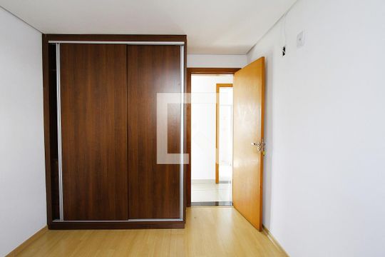 Quarto 1 de apartamento à venda com 3 quartos, 76m² em Prado, Belo Horizonte