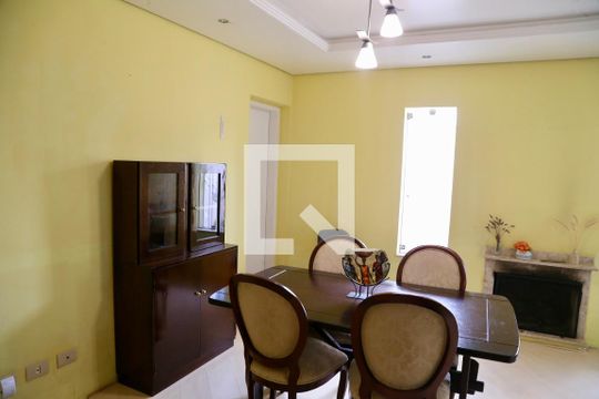 Sala de casa à venda com 3 quartos, 250m² em Brooklin, São Paulo