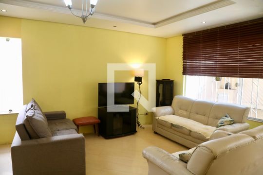 Sala de casa à venda com 3 quartos, 250m² em Brooklin, São Paulo