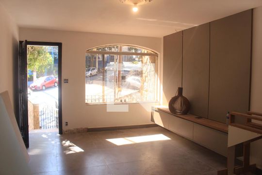Casa à venda com 2 quartos, 170m² em Boa Vista, São Caetano do Sul