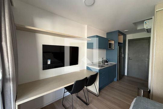 Cozinha/Quarto de kitnet/studio para alugar com 1 quarto, 31m² em Higienópolis, São Paulo