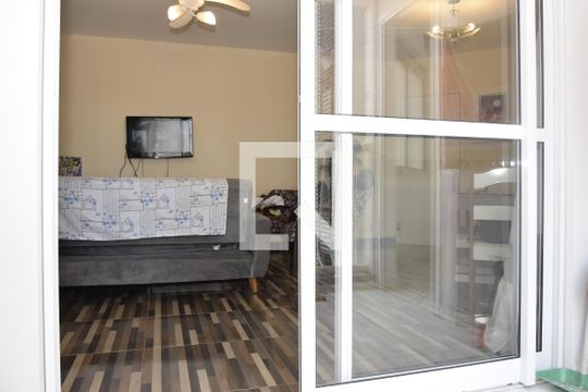 Apartamento para alugar com 2 quartos, 82m² em Jardim Branca Flor, Embu das Artes
