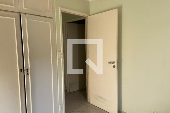 Apartamento à venda com 2 quartos, 55m² em Cidade São Francisco, São Paulo